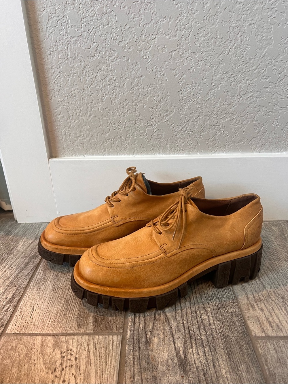 A.S.98 Tan Leather Platform Lace-Up Derbies